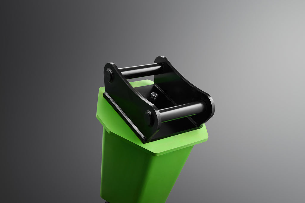 Model PRO2 1,100 ccm (65kW) cone ø260x500 mm with euro hitch for tractor or loader