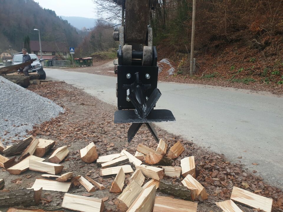 Log splitter